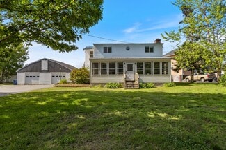 649 Ferry Rd, Saco, ME 04072