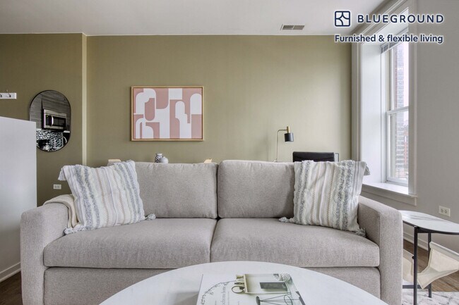 30 E Roosevelt Rd unit FL6-ID806, Chicago, IL 60605 - photo 2