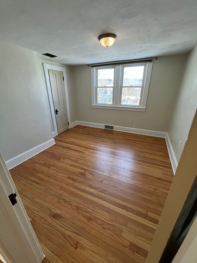 536 Federal Rd, Brookfield, CT 06804 - photo 3