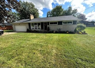 4834 Echovalley St NW, North Canton, OH 44720