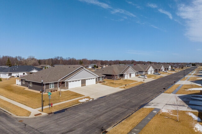 Marshall is a growing city and there are many new home developments with lots of available plots in the outskirts of town.