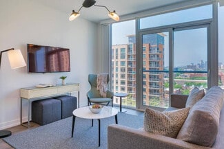 1131 N Wells St Unit ID407368P, Chicago, IL 60610