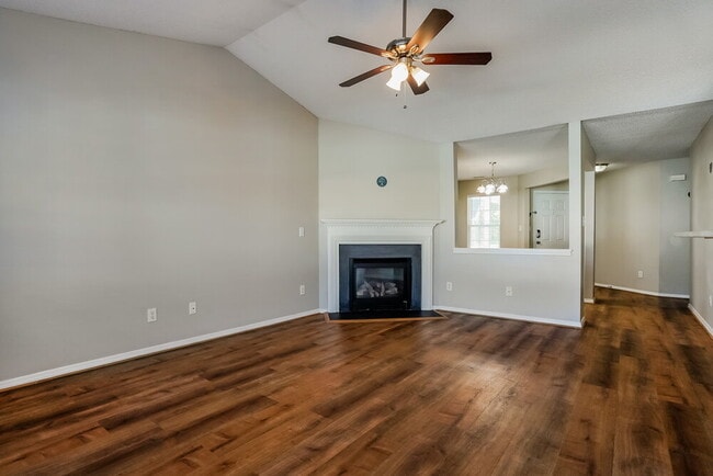 2004 Olive Tree Ln, Clayton, NC 27520 - photo 4