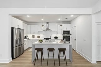 148 Mage St, Bloomingdale, GA 31302