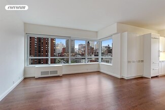 200 E 94th St, New York, NY 10128
