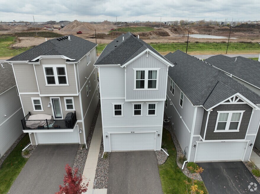 8154 Arrowwood Ln N, Maple Grove, MN 55369 - photo 2