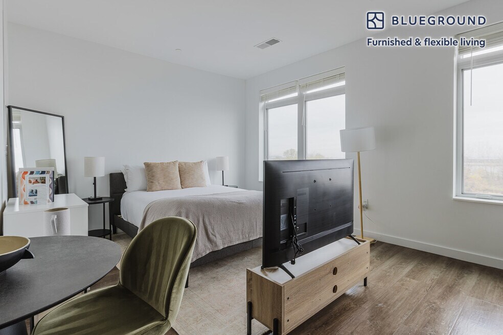 780 Morrissey Blvd unit FL4-ID1120, Boston, MA 02122 - photo 1