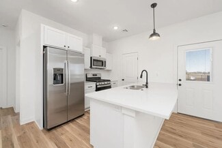 2331 S Spg Hl Ct, Goddard, KS 67052