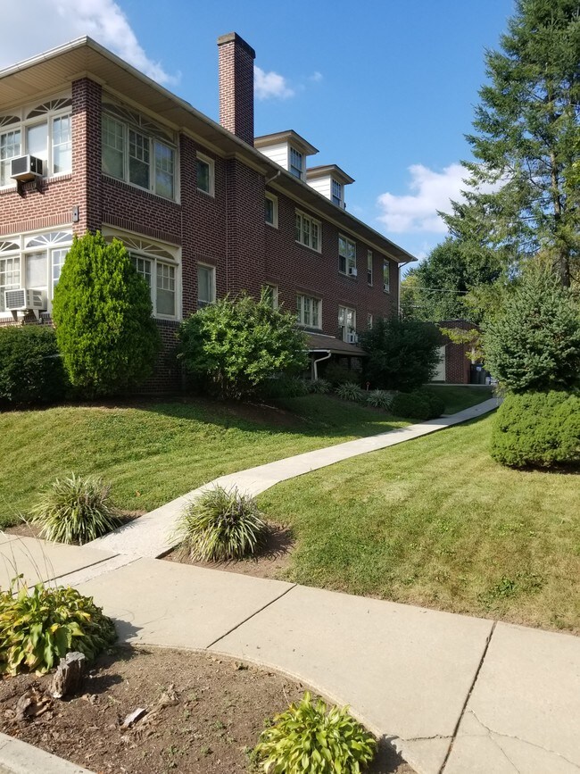 1101 Rambler Ave unit Rambler, Pottstown, PA 19464 - photo 7