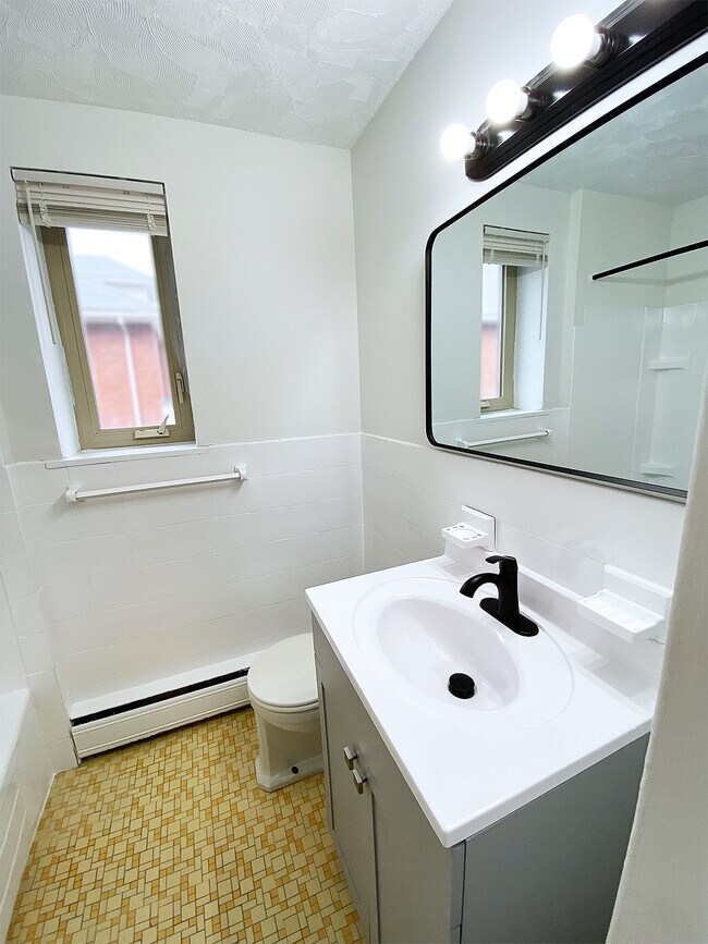 Shakertowne Apartments, Shaker Heights, OH 44120 - photo 7