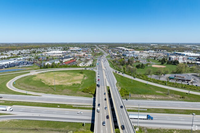 Hilliard Green residents can access downtown Columbus via Interstate 70.