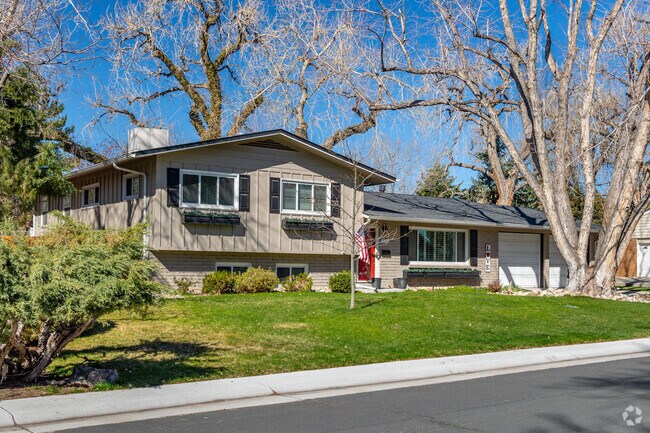 Split-level ranch-style homes are sit on manicured lawns in Applewood West.
