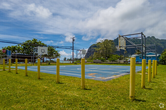 Experience a place where dreams take flight at Kaaawa Elementary School.