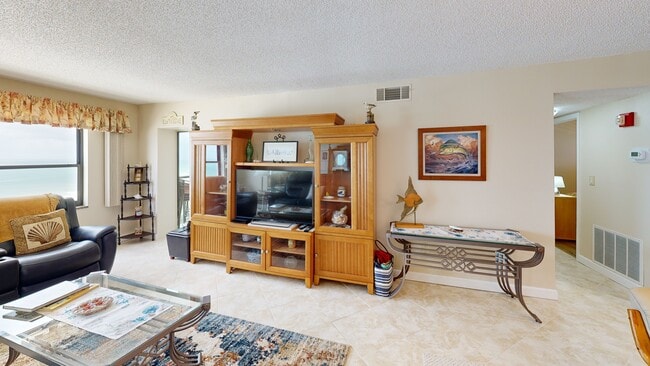 Harbour Light Towers unit 1903, Clearwater Beach, FL 33767 - photo 2