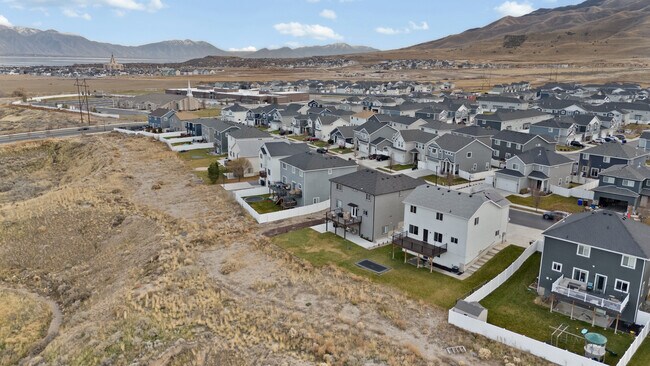 4877 E Silver Ridge Rd, Eagle Mountain, UT 84005 - photo 5