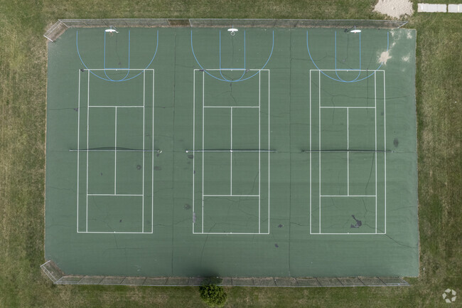Edison Middle School in Janesville also has tennis courts on its property.
