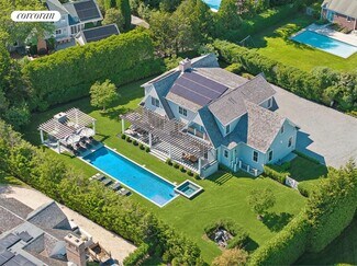 48 Harvest Ln, Southampton, NY 11968