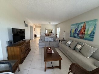 4117 Bougainvilla Dr, Lauderdale by the Sea, FL 33308