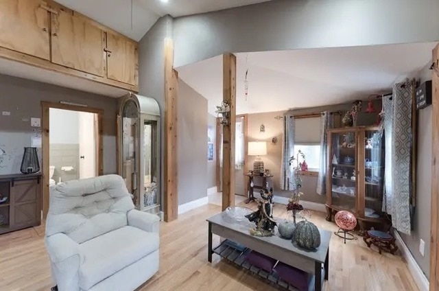 31 Eton Ave, Warwick, RI 02889 - photo 4