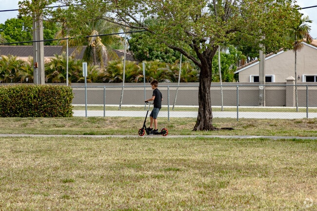 Children will love the parks in the Hawke's Bluff neighborhood of Davie, FL.