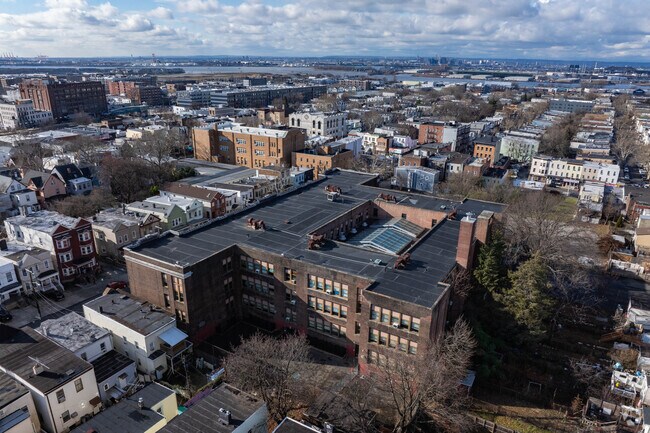 The Chaplain Charles Watters School is a large school with 759 students.