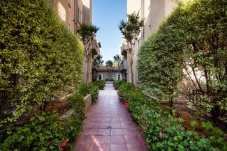 8714 Glenoaks Blvd, Los Angeles, CA 91352
