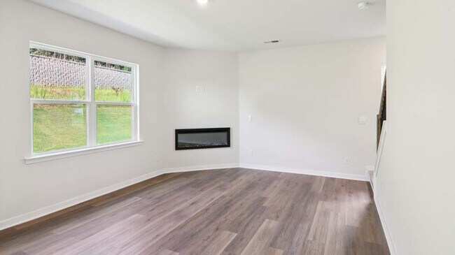 454 Janie Cir, Newton, NC 28658 - photo 5