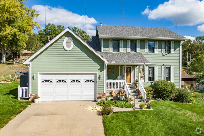 Saddle Hills features a variety of styles, including Colonial-inspired designs.