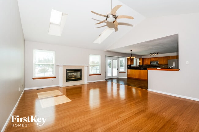 2800 Wilshire Valley Dr, Saint Charles, MO 63303 - photo 4