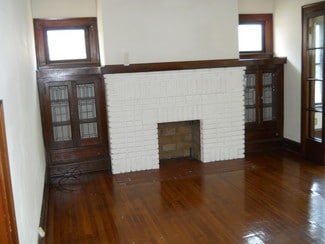 2143 Eldred Ave Unit 2, Lakewood, OH 44107