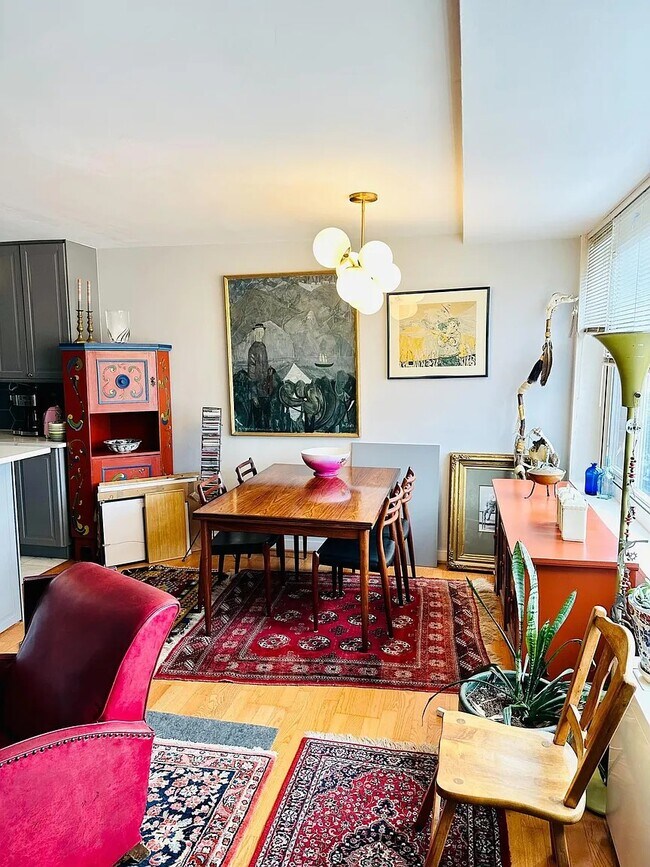 Dupont East Condominium unit 913, Washington, DC 20036 - photo 3