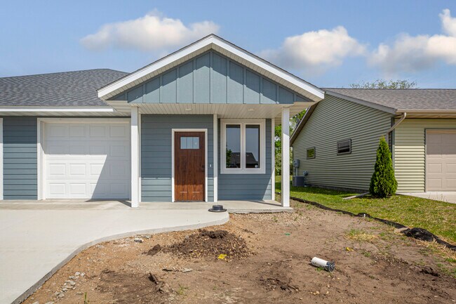 2019 Essler Dr, Saint Peter, MN 56082 - photo 5