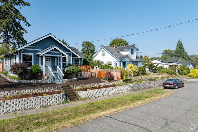 Roosevelt offers Craftsman bungalow homes as one option for residents.