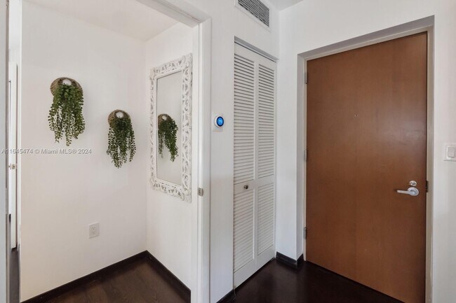 The Governor unit 310, Miami Beach, FL 33139 - photo 7