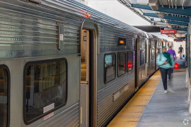 Quickly and conveniently get to Philadelphia from Haddonfield PATCO Station.