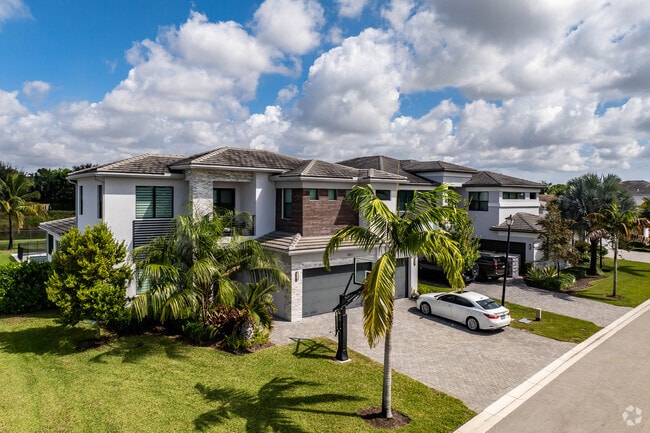 A row of spectacular new homes in the Lotus neighborhood.