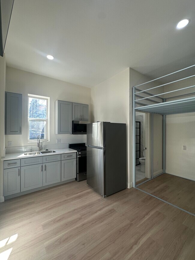 1223 Elden Ave unit D, Los Angeles, CA 90006 - photo 3