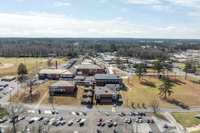 Benjamin Russell High School is a great place to learn.