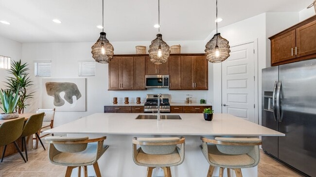 7987 W Desert Elm Ln, Peoria, AZ 85383 - photo 2