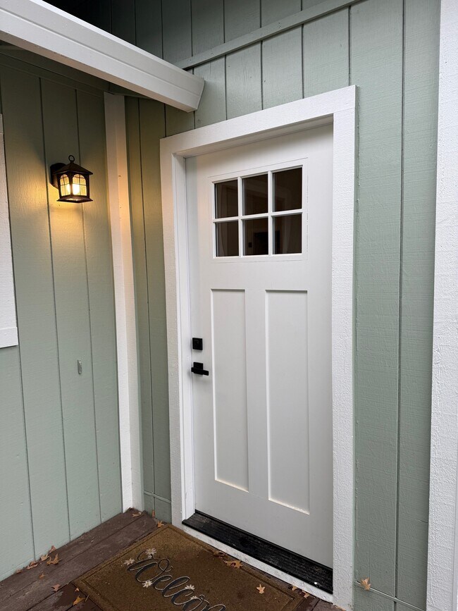 19297 Mountain Meadow N, Hidden Valley Lake, CA 95467