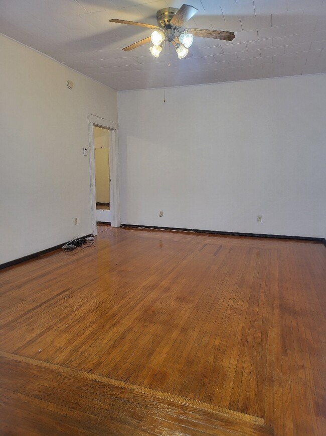 46 Brighton St unit 4, Rochester, NY 14607 - photo 7