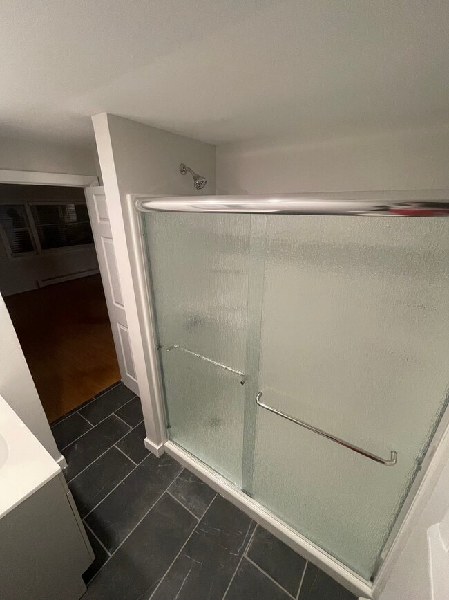 53 Dartmouth St unit 53 Dartmouth Street, Laconia, NH 03246 - photo 7