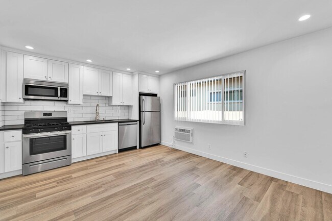1240 W 29th St unit 16, Los Angeles, CA 90007 - photo 5