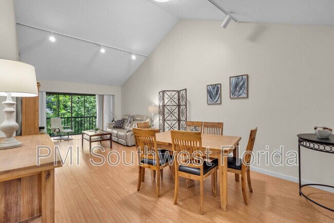 1626 Brookhouse Dr unit Bldg 9, Unit 235, Sarasota, FL 34231 - photo 2