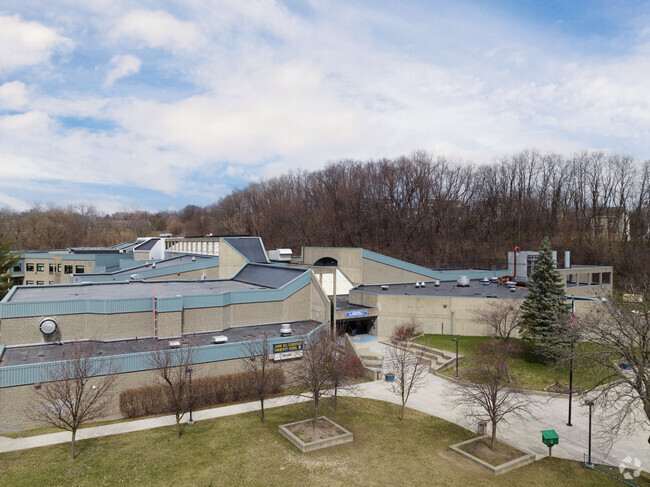 Arbor Hill Elementary School Campus