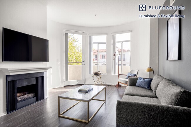 435 S Detroit St unit FL1-ID247, Los Angeles, CA 90036 - photo 3