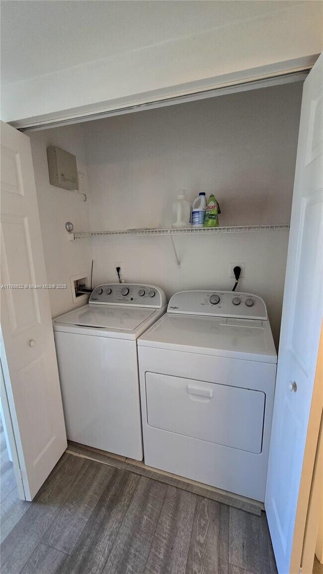 2200 E Preserve Way, Miramar, FL 33025 - photo 5