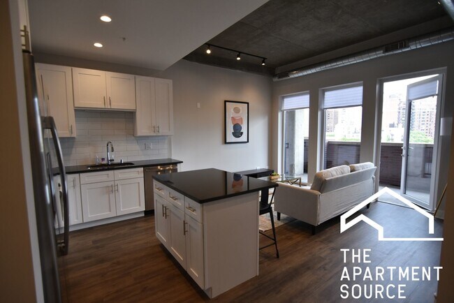3833 N Broadway St unit 613, Chicago, IL 60613 - photo 7