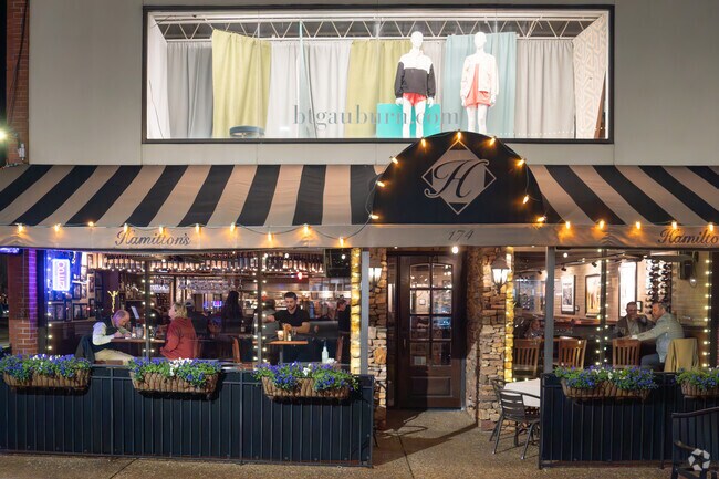 Grab a bite at Hamilton's on Magnolia near The Preserve.