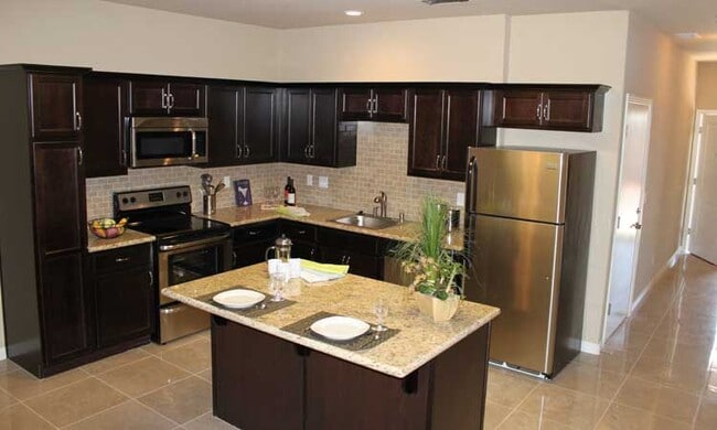 700 Bush Ave unit 106, Clovis, CA 93612 - photo 3